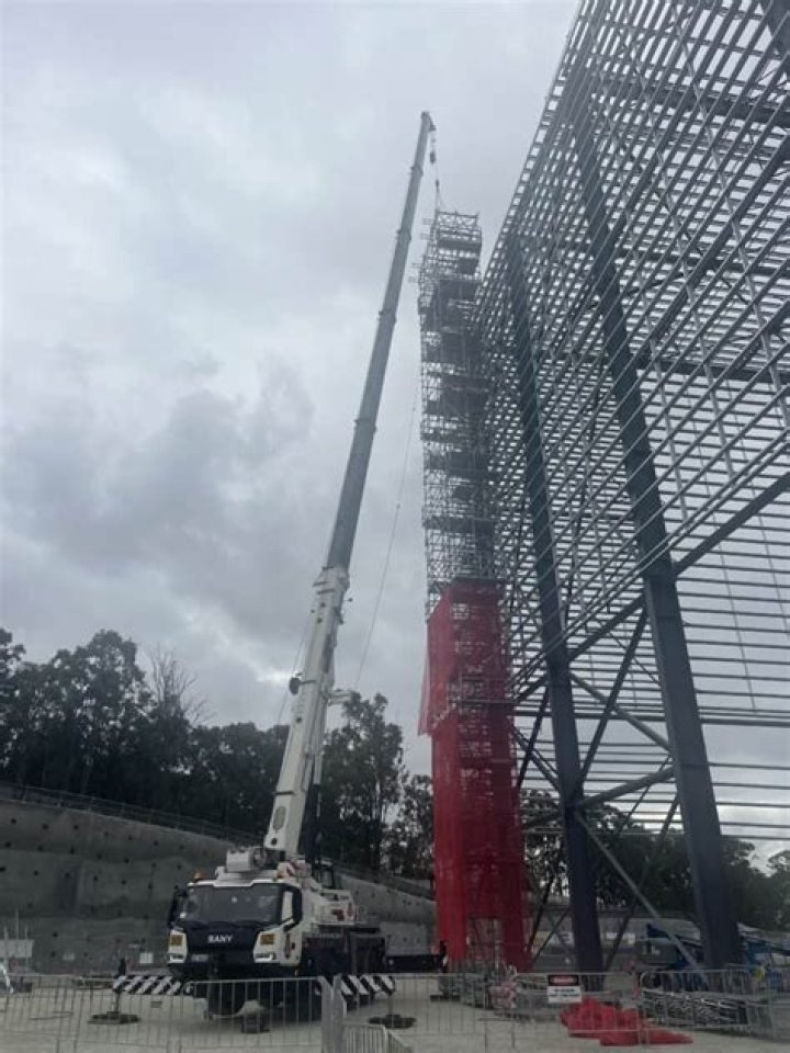 Big Rhino Crane Hire Brisbane