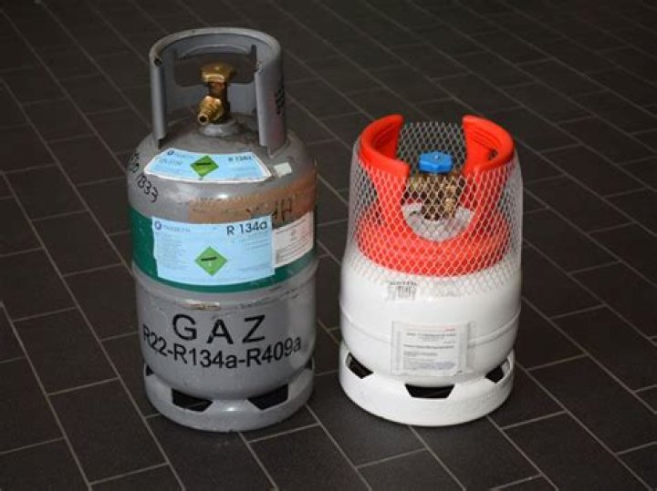 Refrigerant poisoning