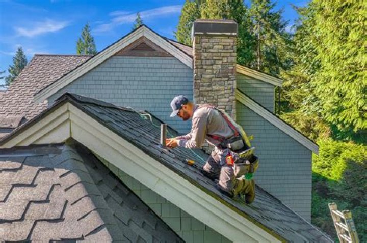 roof repair contractors-Glen Echo, MD
